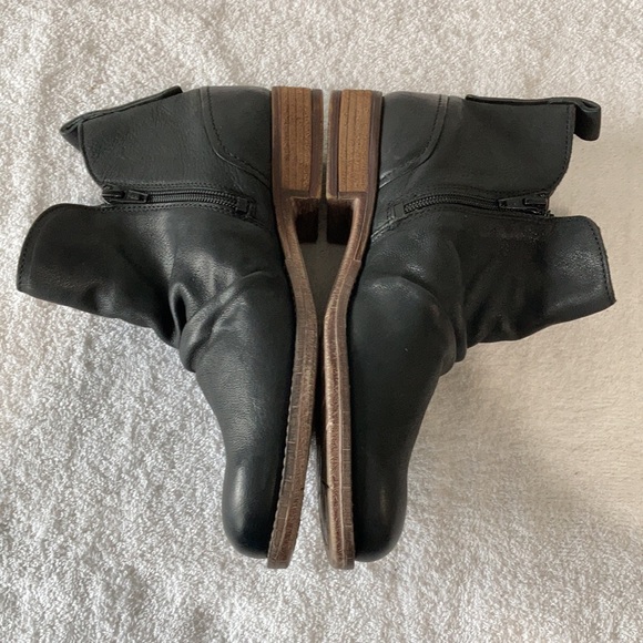 NWOT Josef Seibel Sienna Ankle Bootie Size 39 - Picture 6 of 8